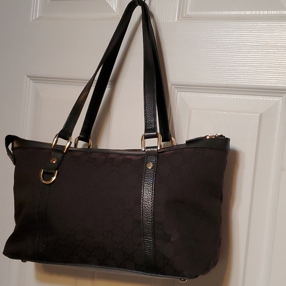 Gucci Handbag - Picture 2 of 16